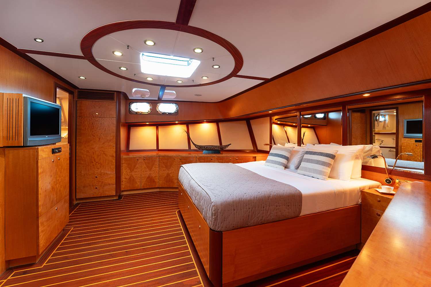 Yacht Photo