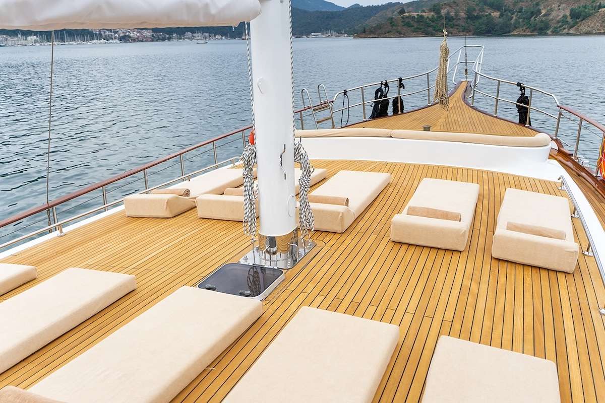 Yacht Photo