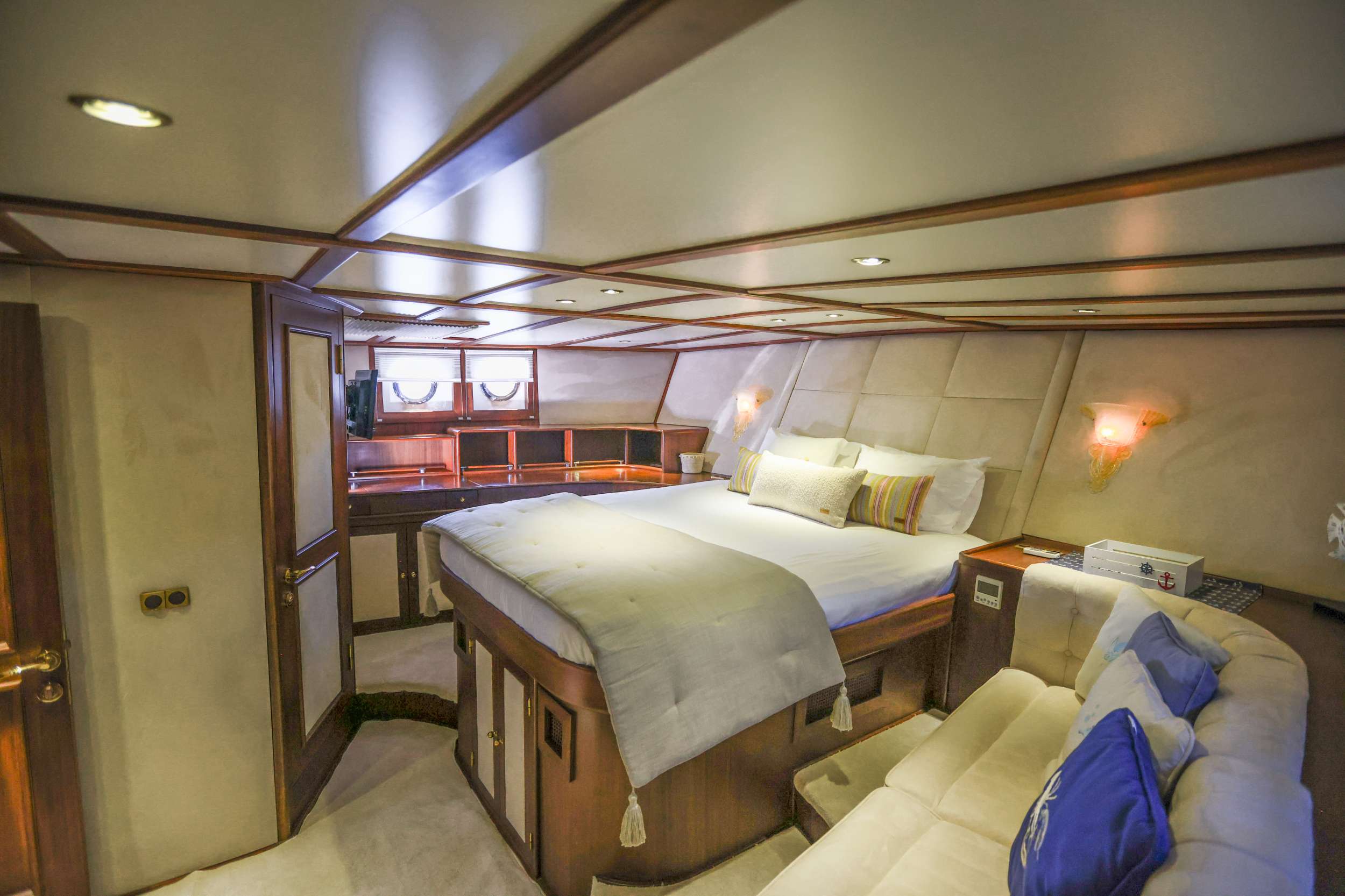 Yacht Photo