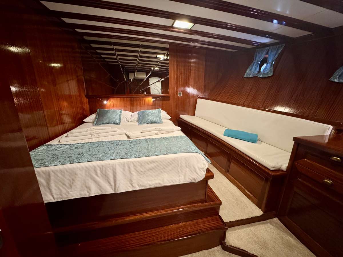 Yacht Photo