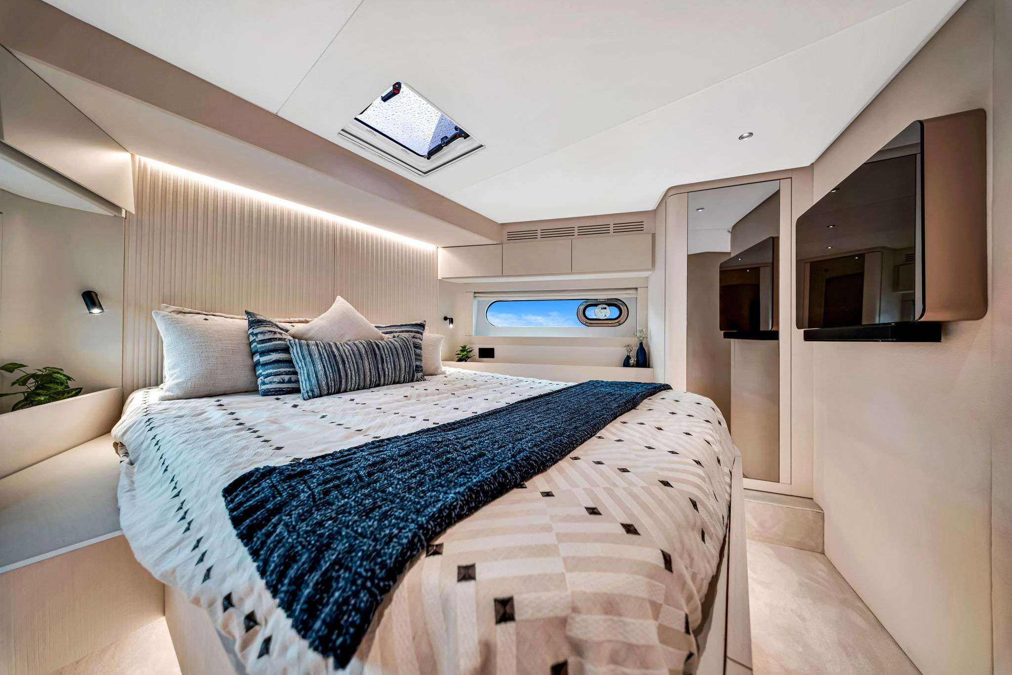 Yacht Photo