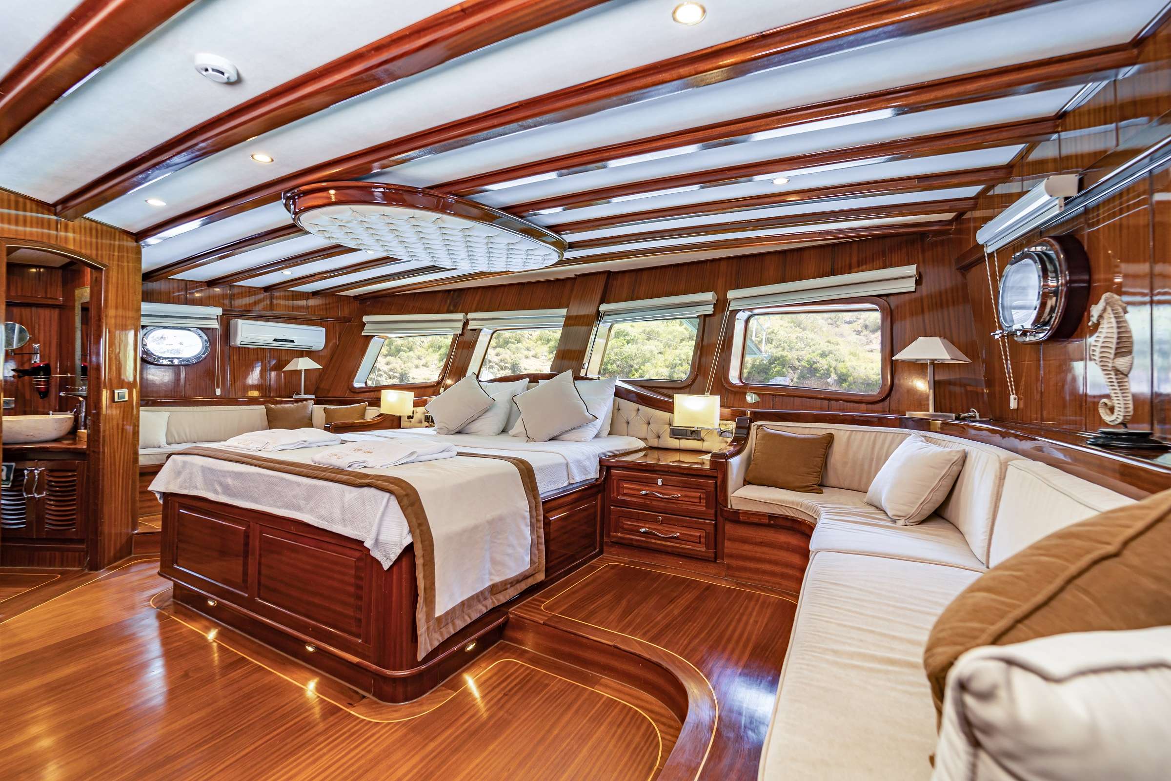 Yacht Photo