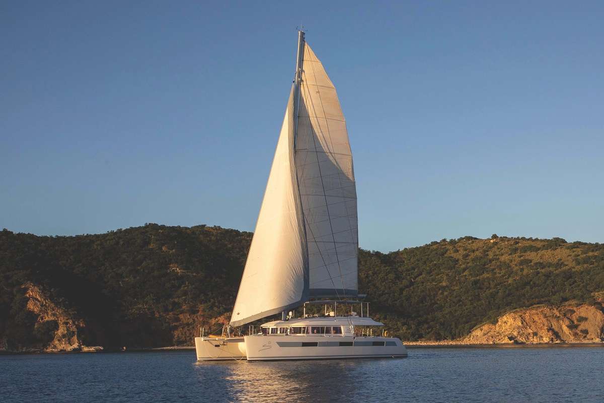 Yacht NOMADA
