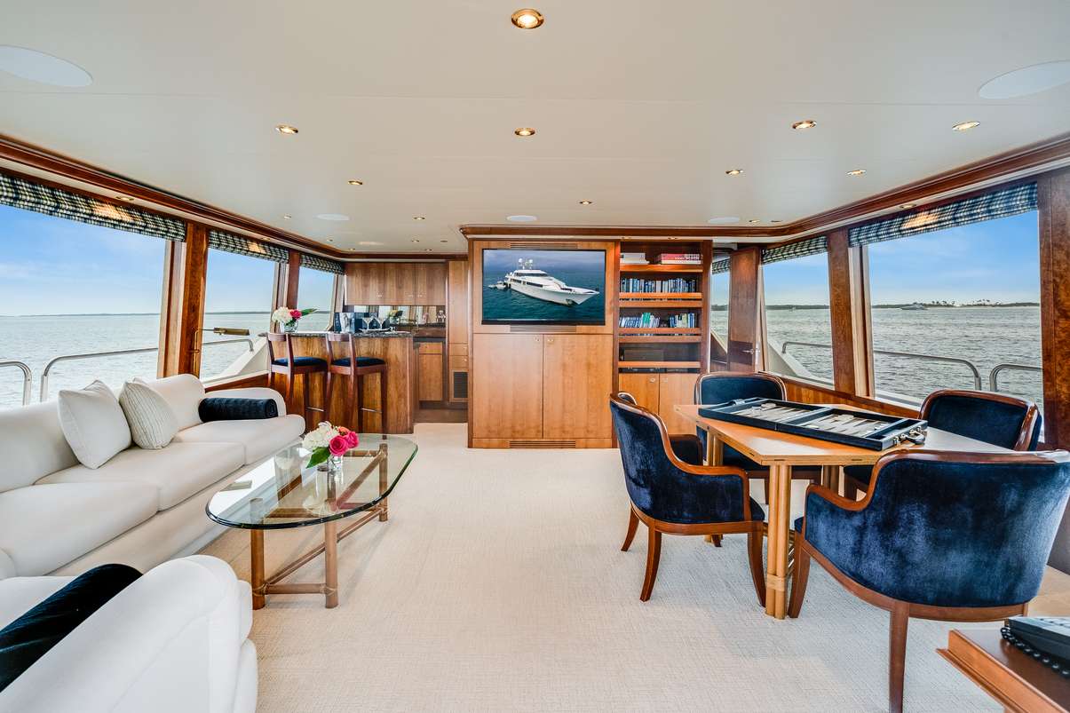 Thumbnail yachtPic11