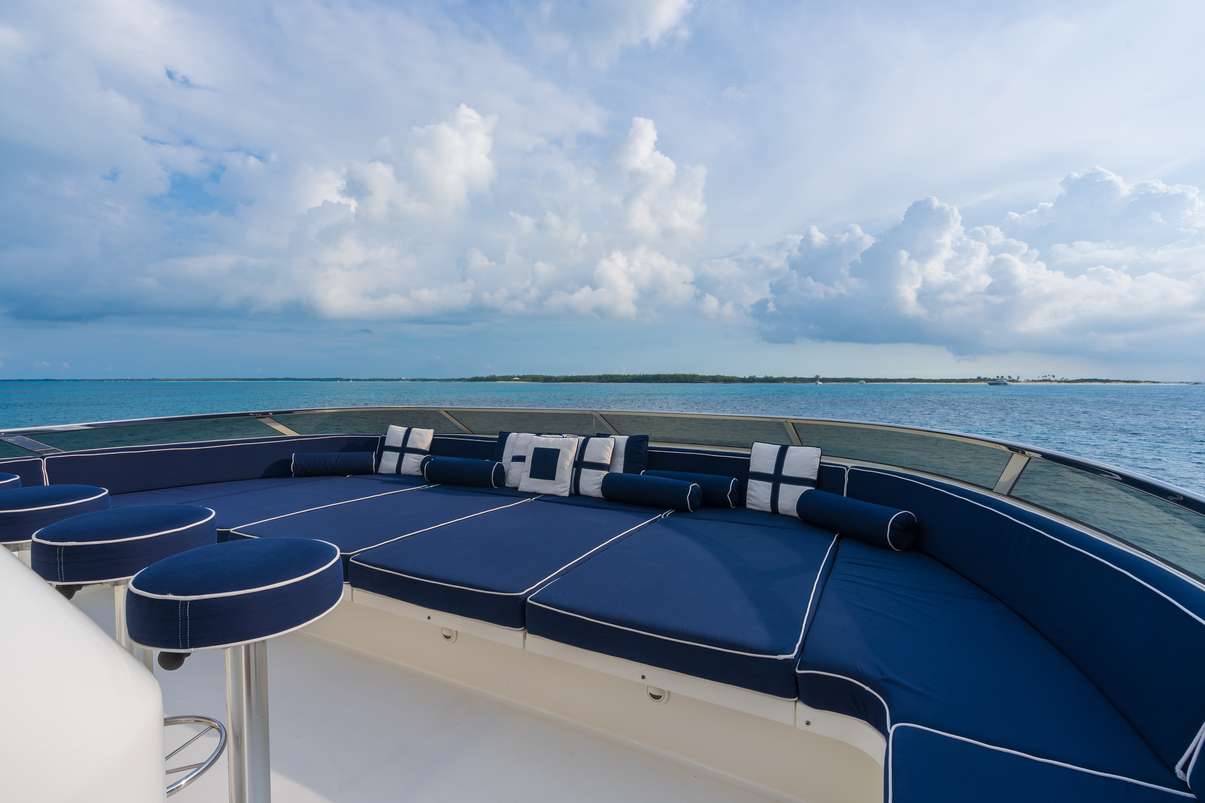 Thumbnail yachtPic13