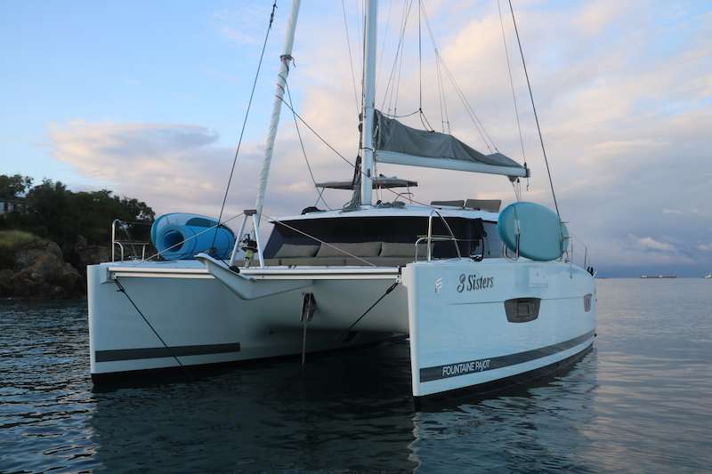 Yacht 3 SISTERS