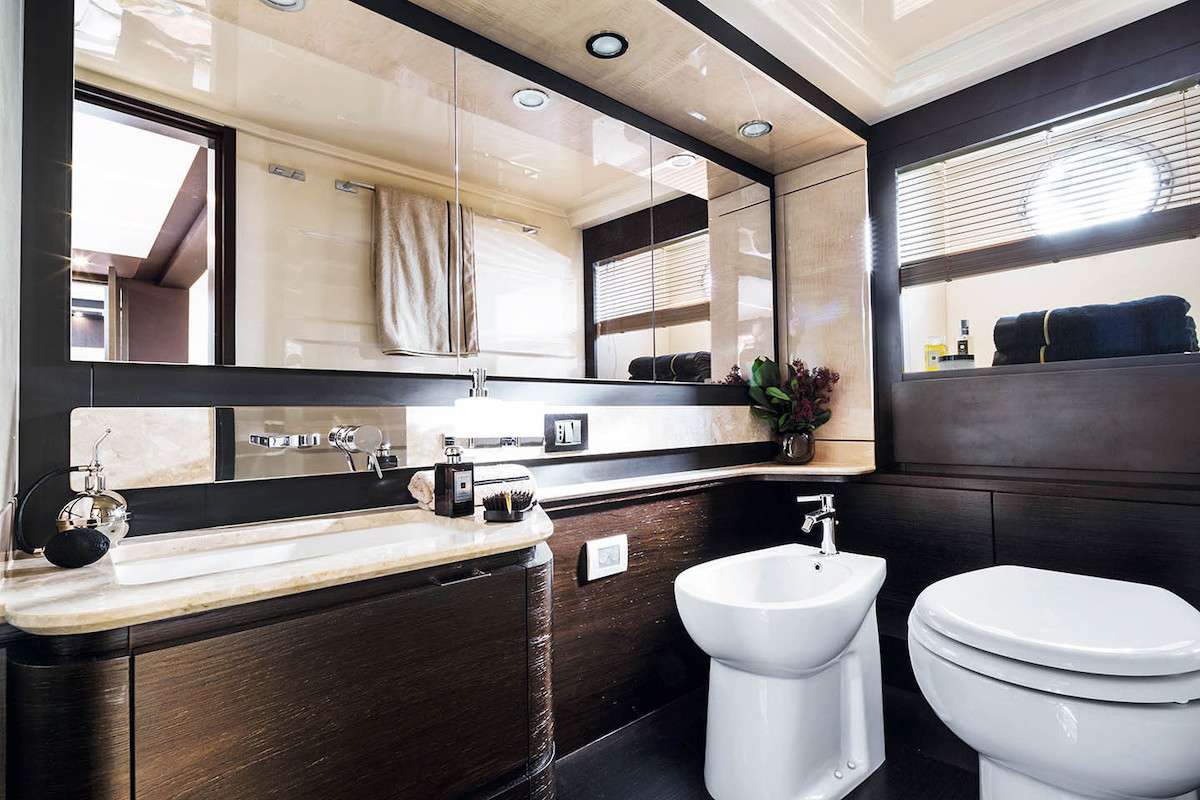 Yacht Photo