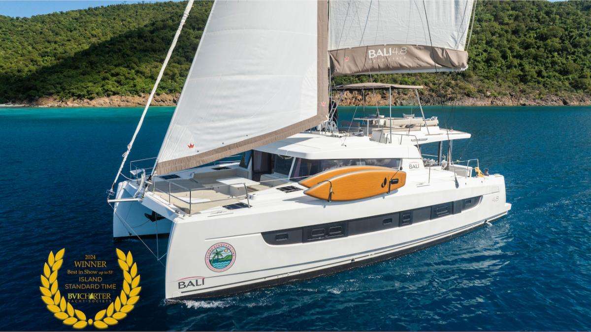 Yacht ISLAND STANDARD TIME - myst