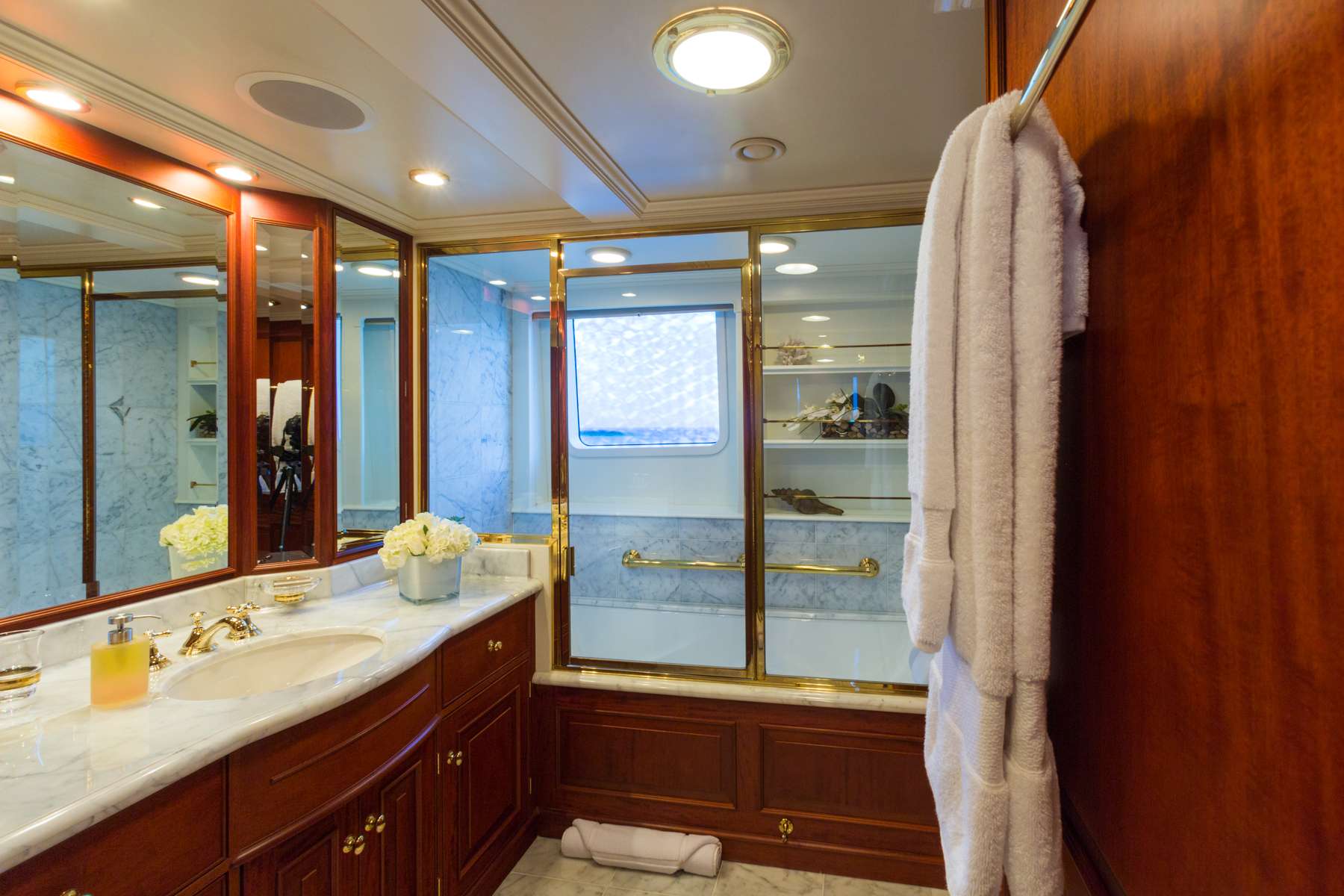 Yacht Photo