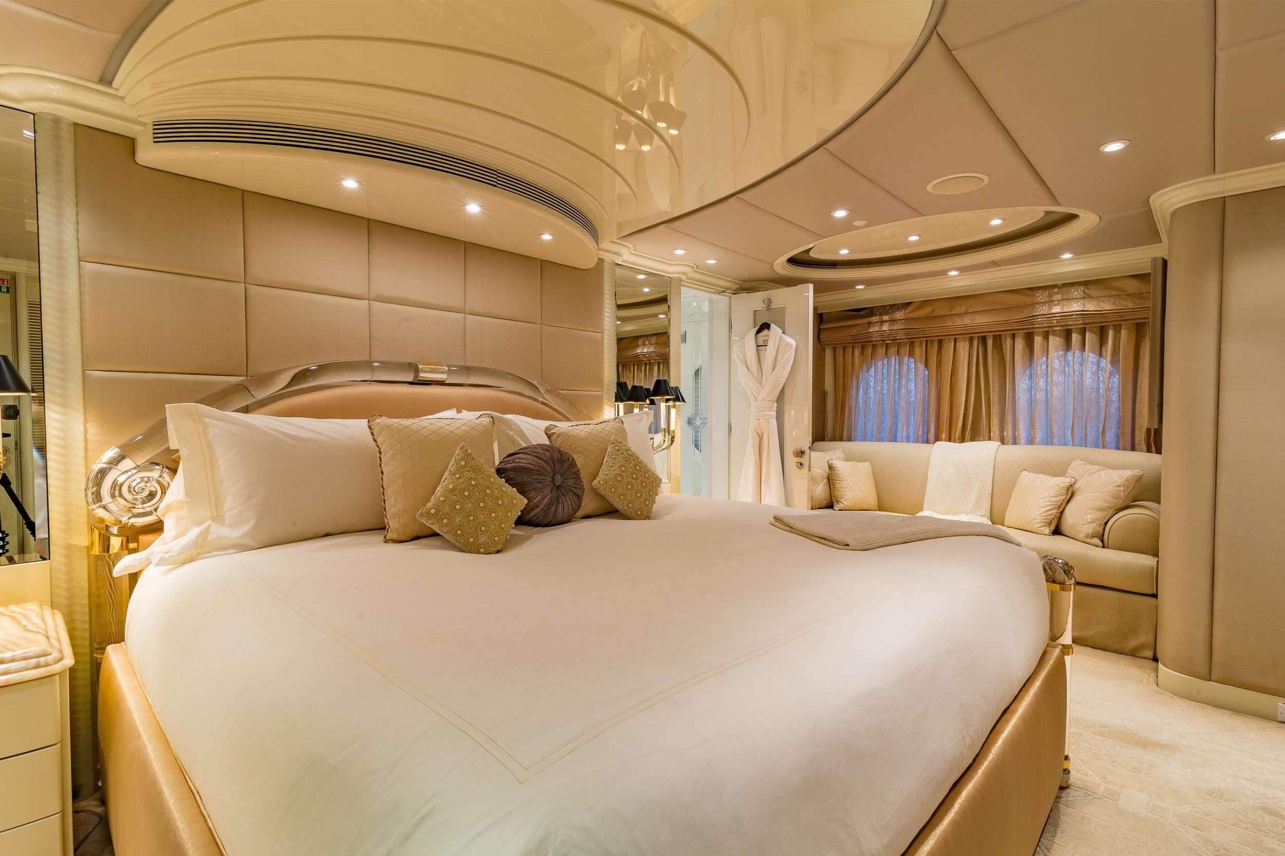 Yacht Photo