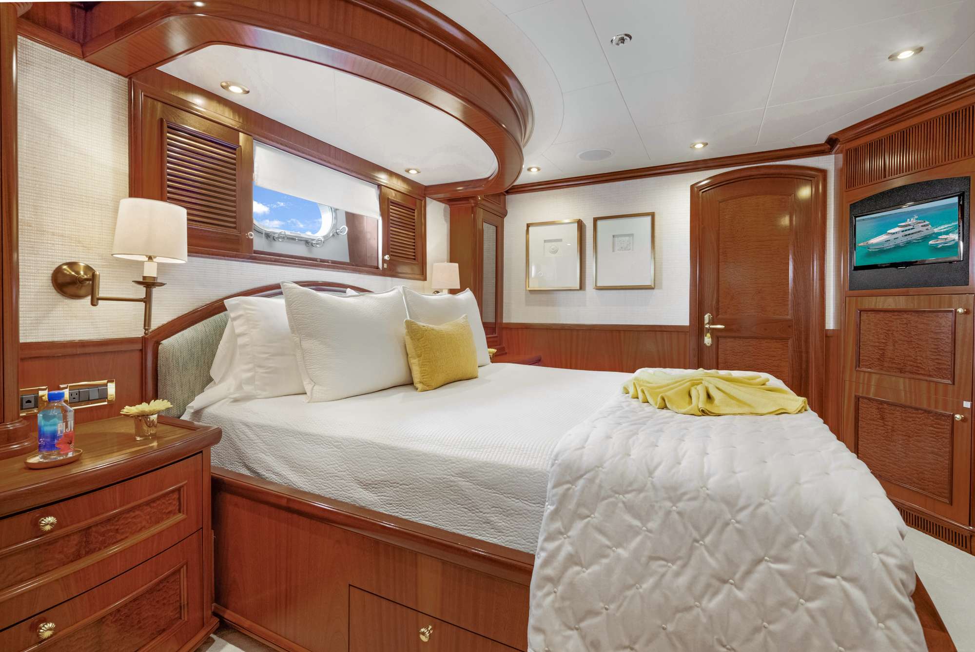 Yacht Photo