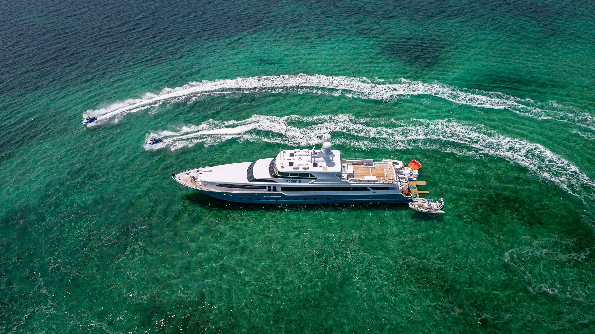 Thumbnail yachtPic18