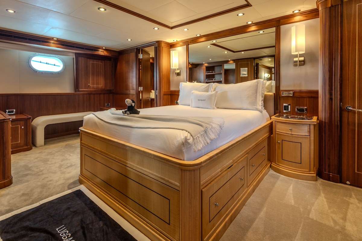 Yacht Photo