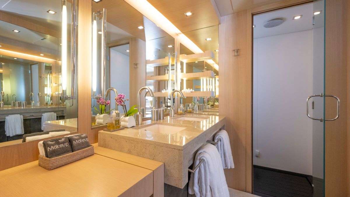 Yacht Photo