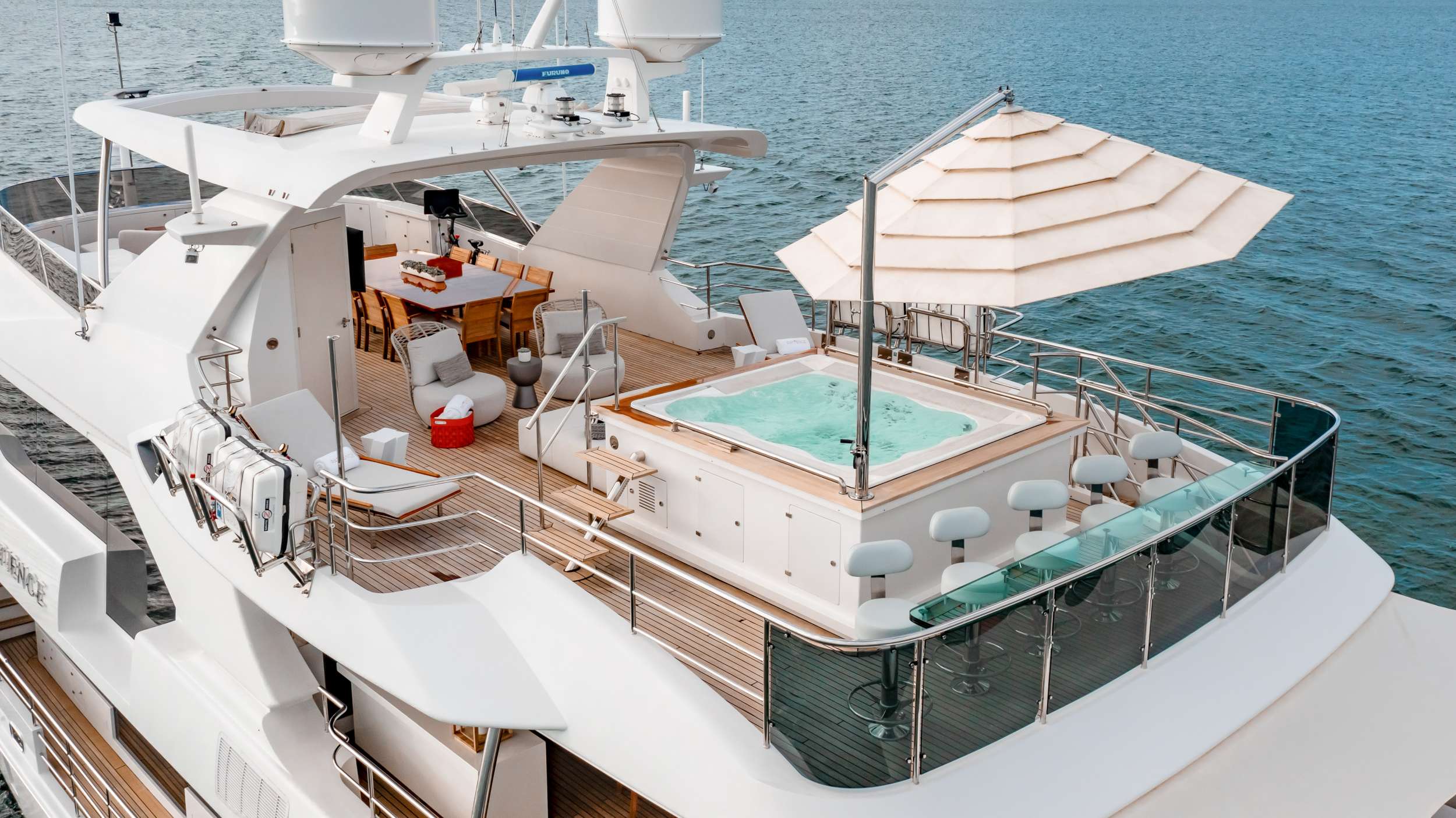 Thumbnail yachtPic10