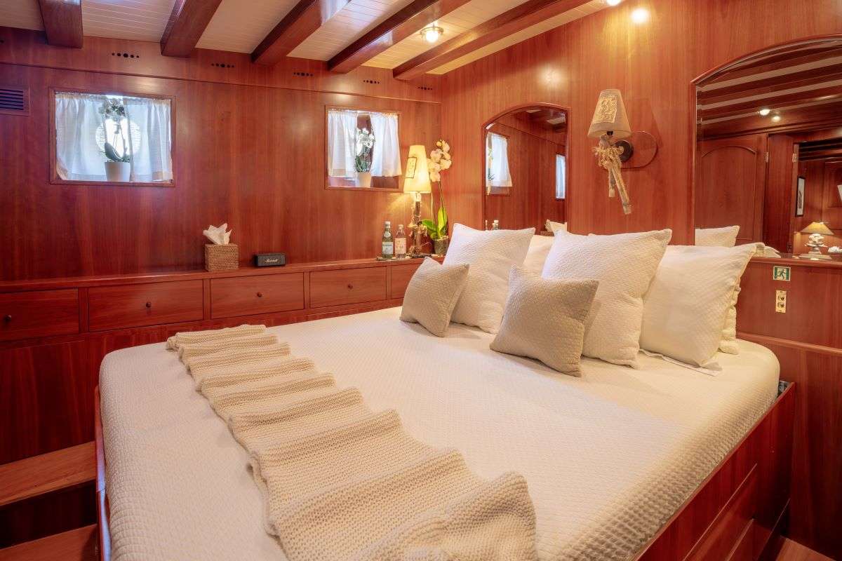 Yacht Photo