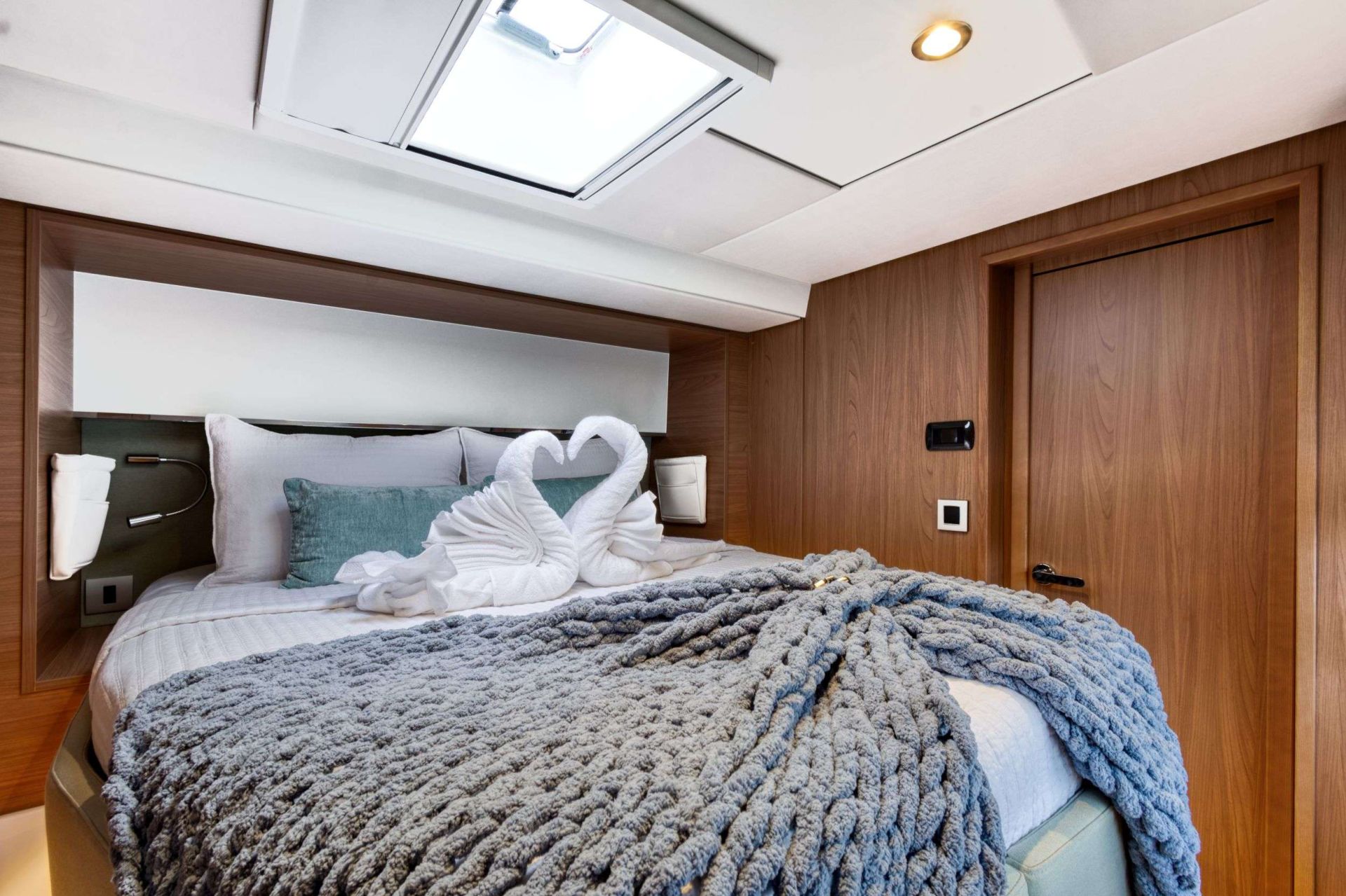 Yacht Image 10