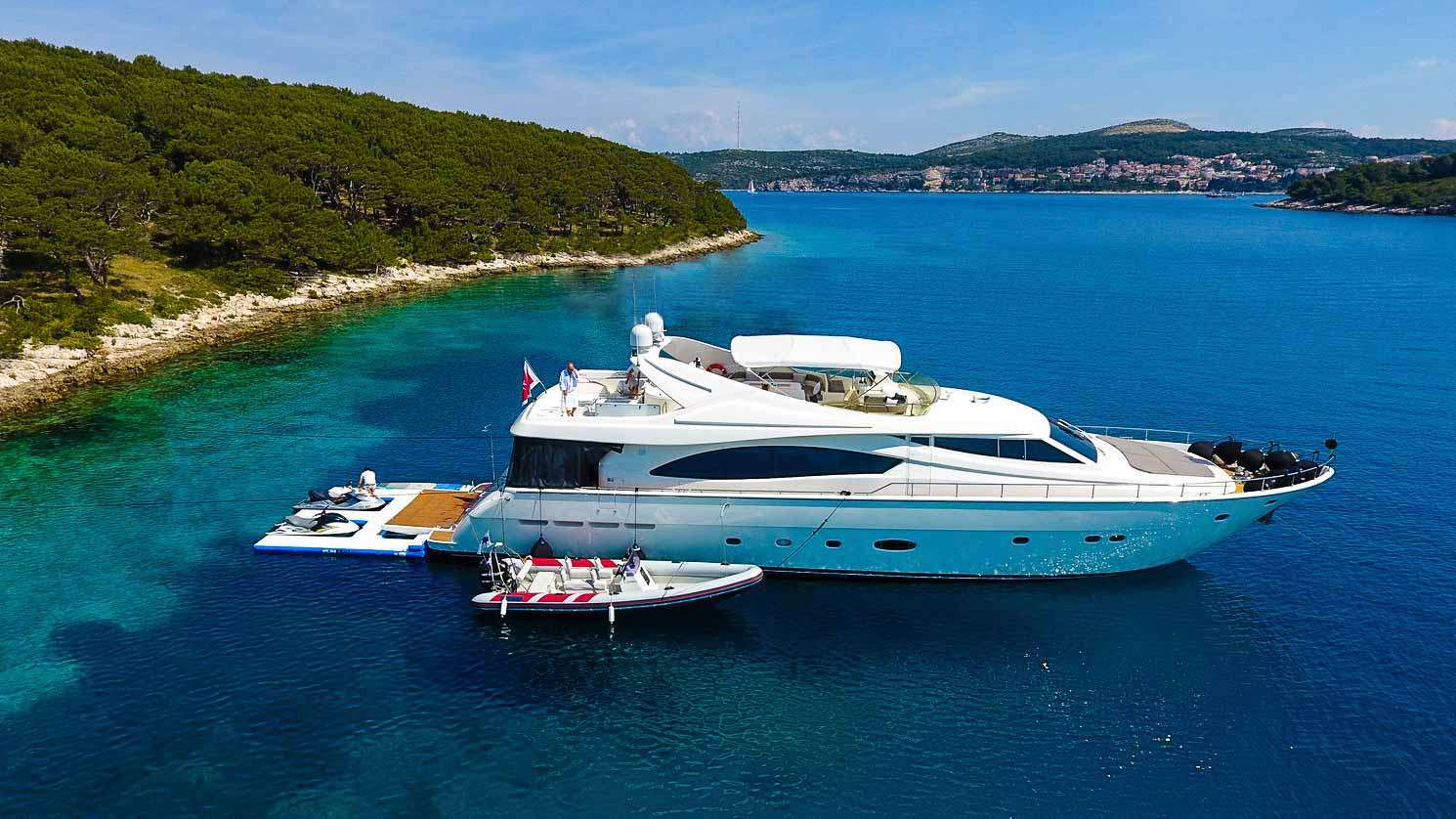 Yacht Photo