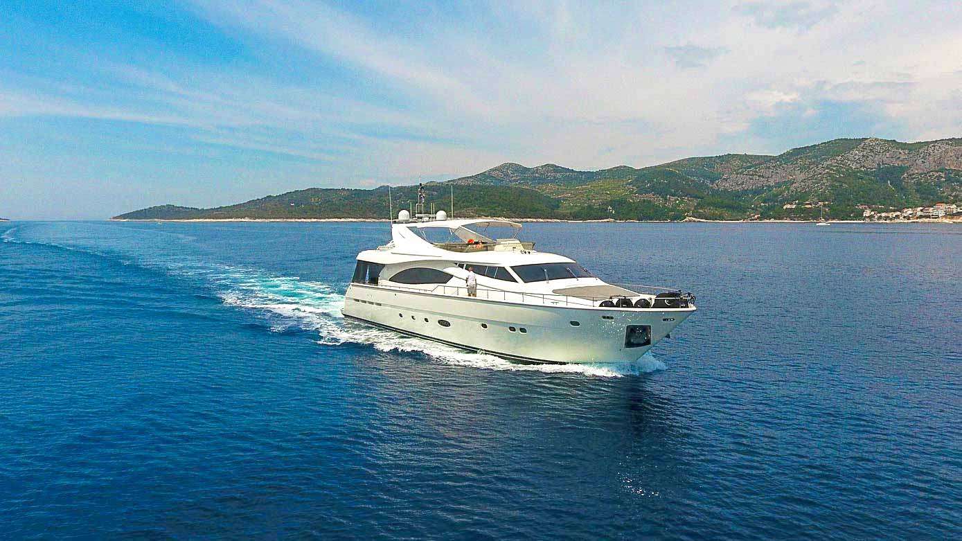 Yacht Photo