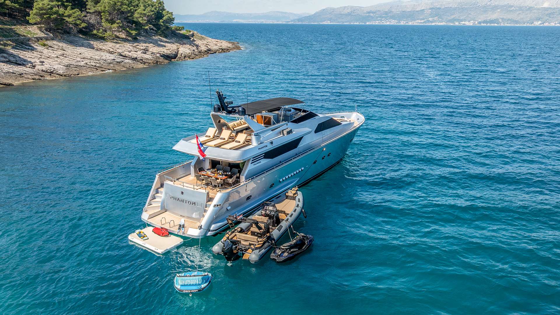 Yacht Photo