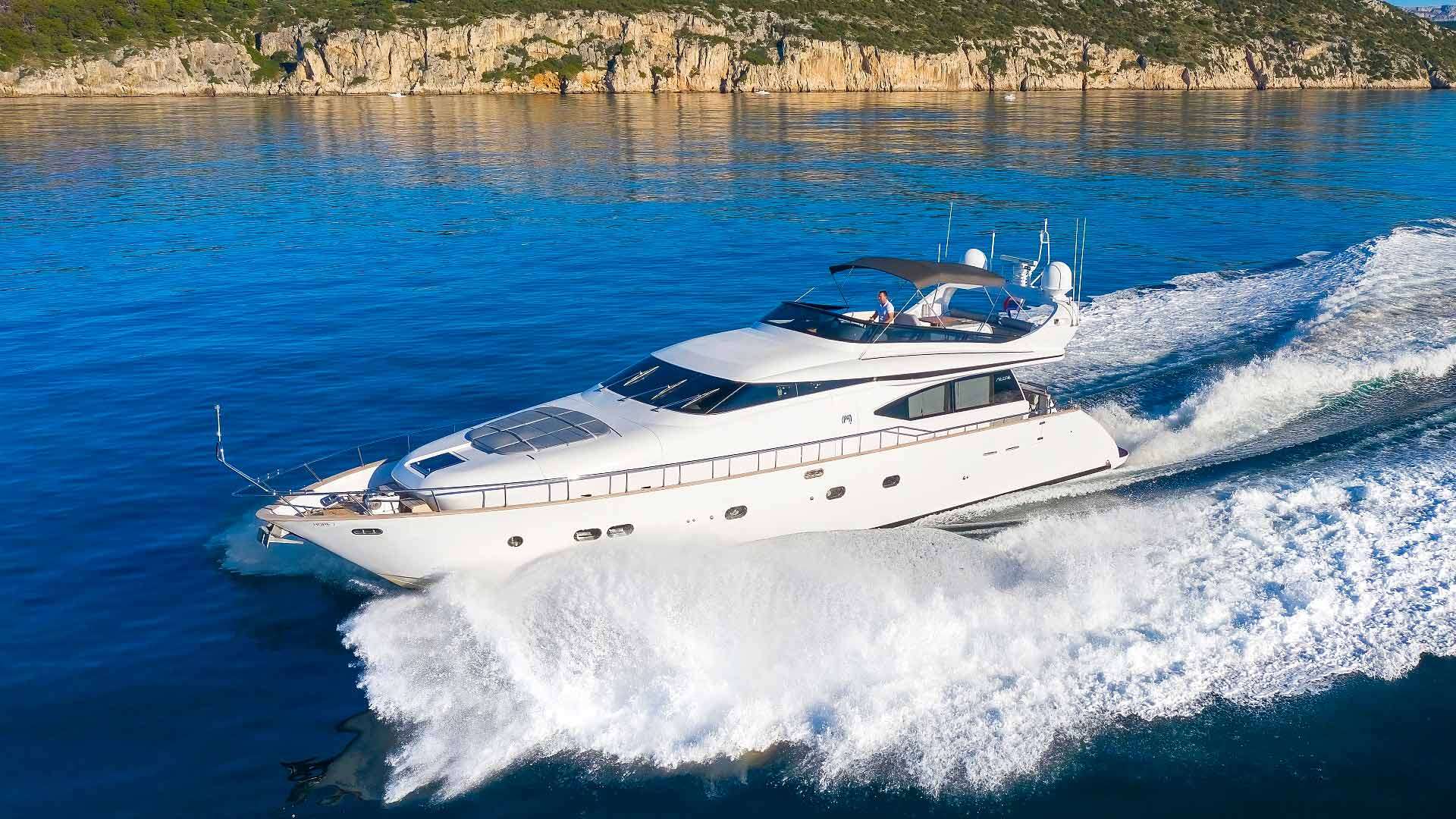 Yacht Photo