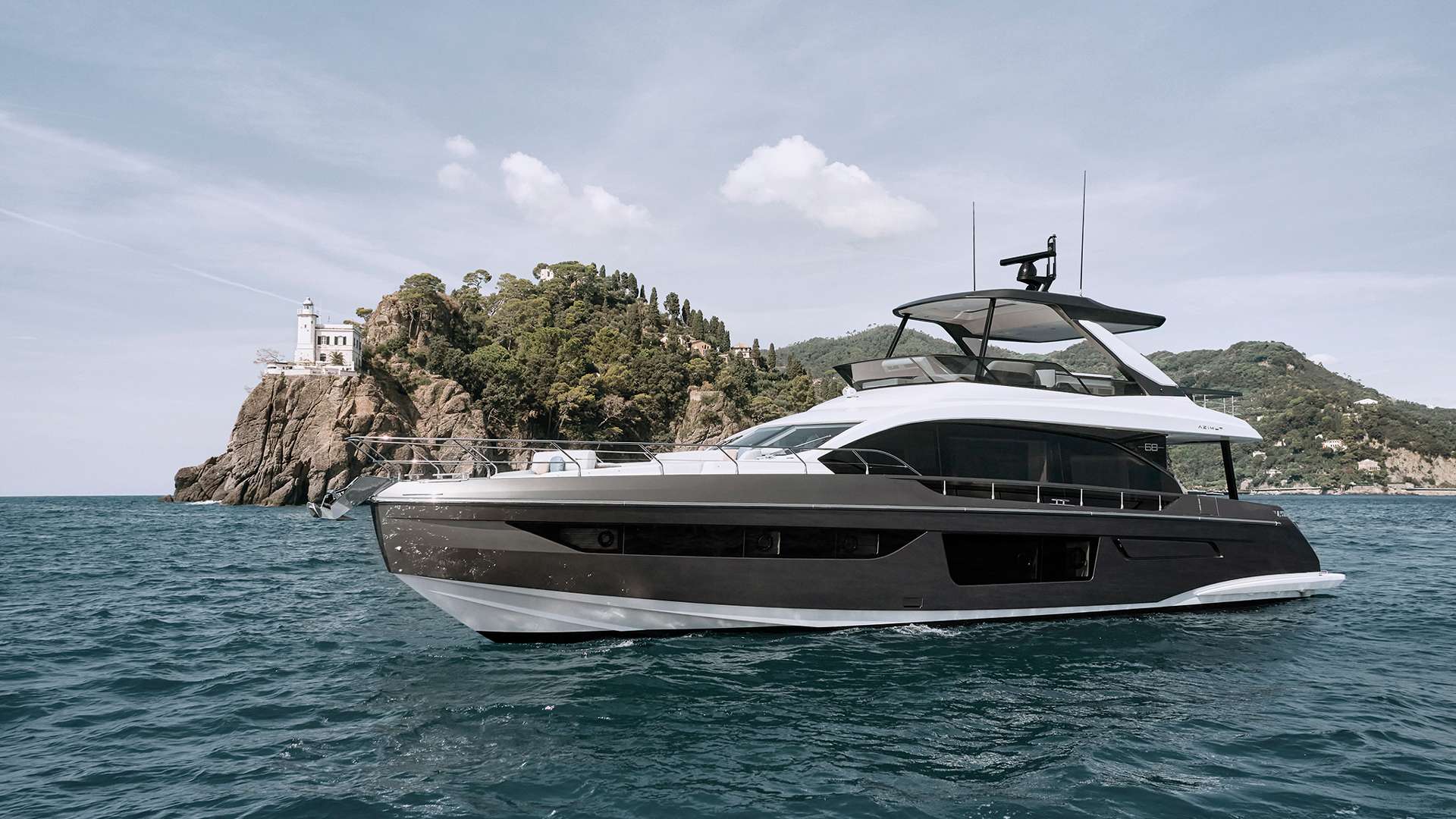 Yacht Photo
