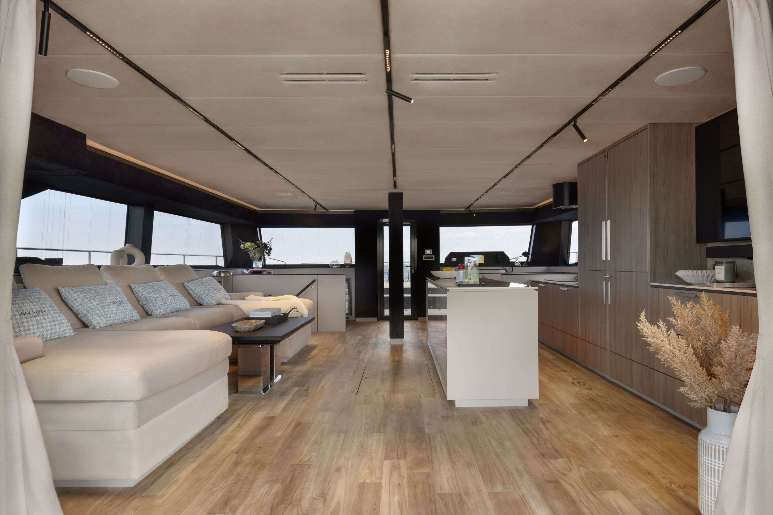 Yacht Photo