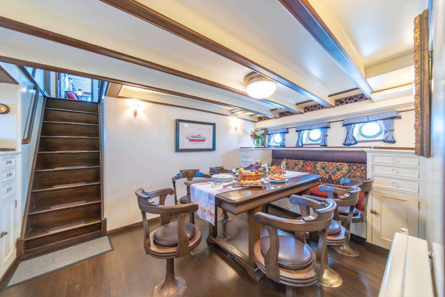 Yacht Photo