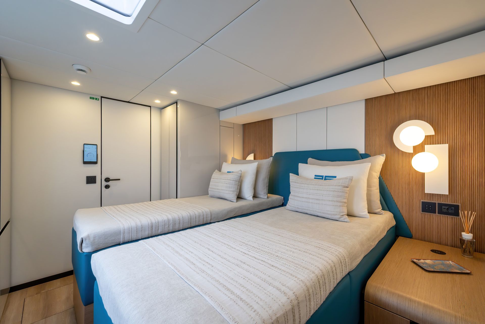 Yacht Image