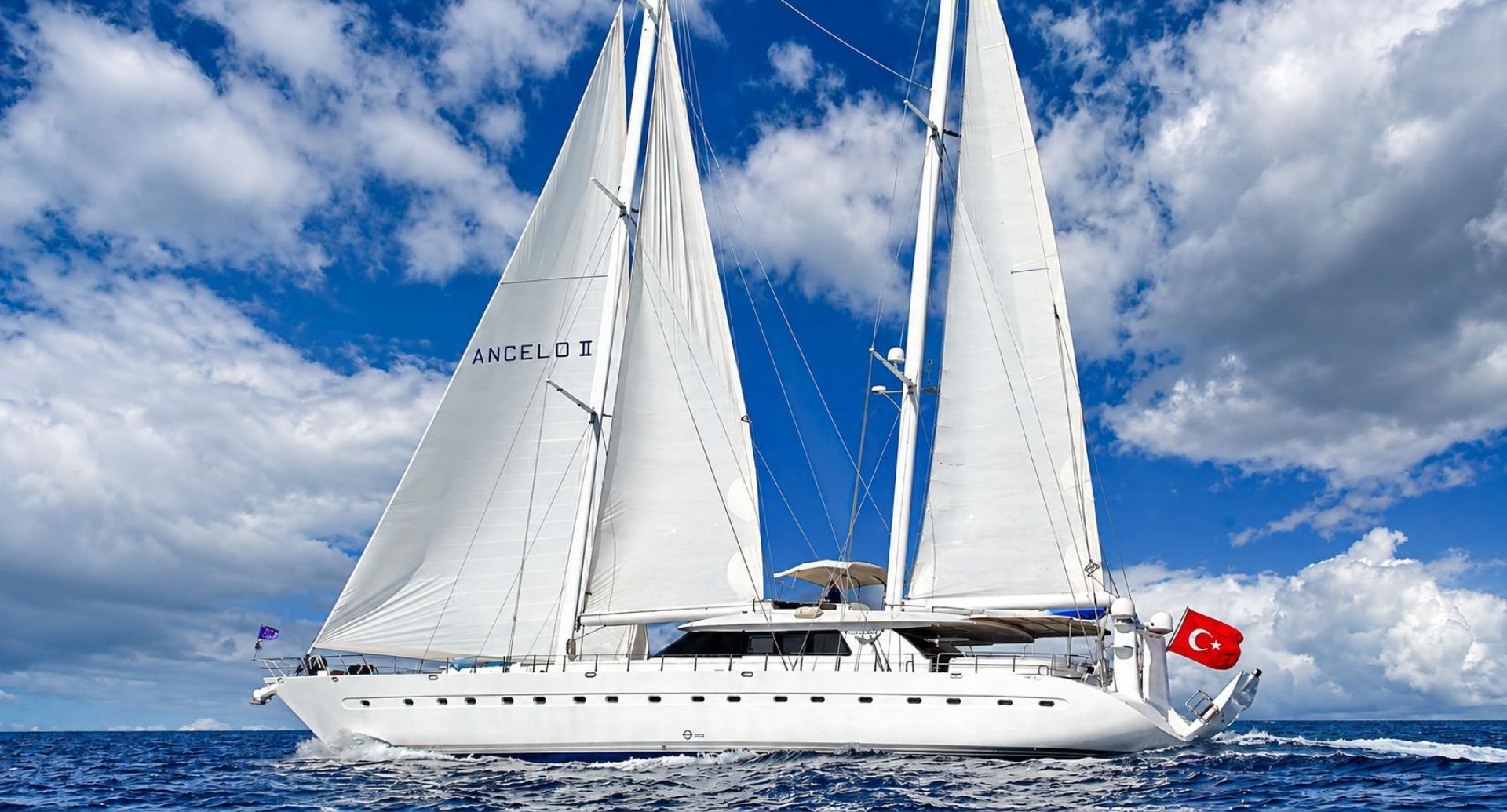 Yacht Photo
