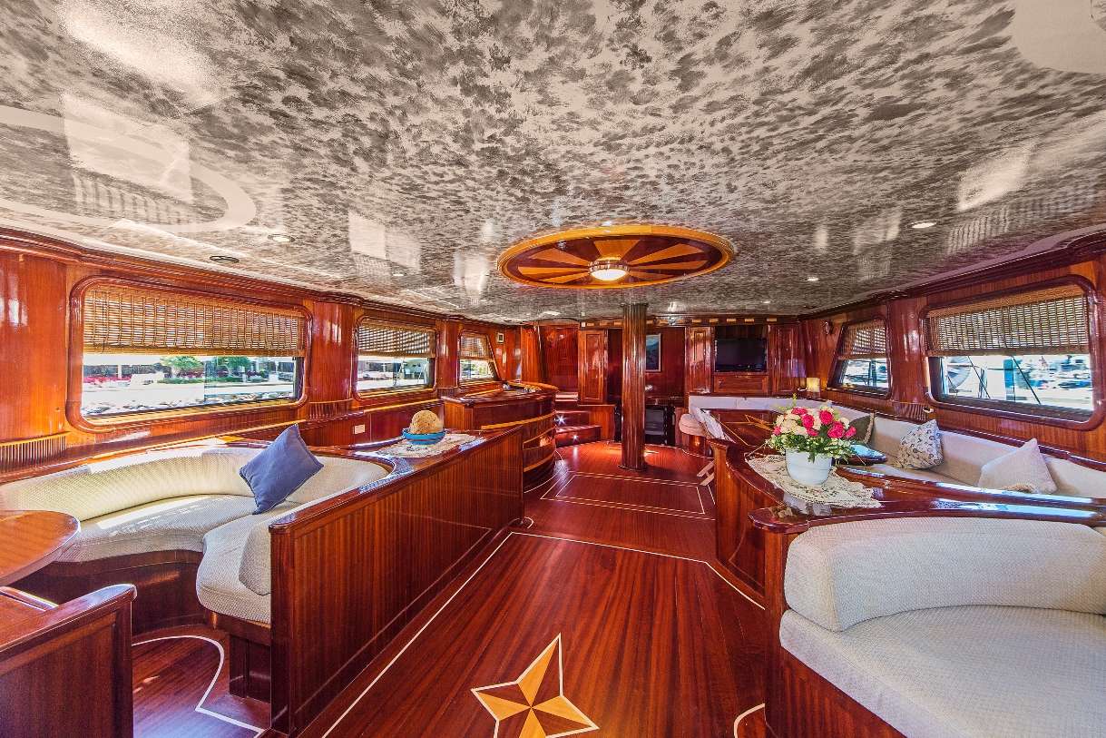 Yacht Photo