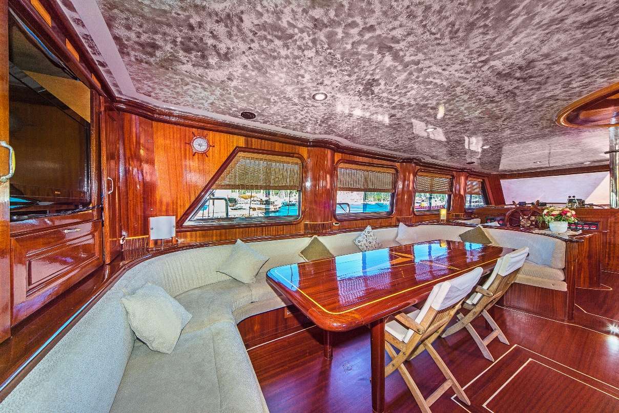 Yacht Photo