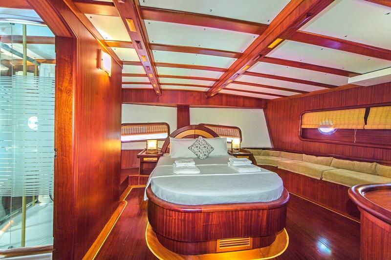 Yacht Photo