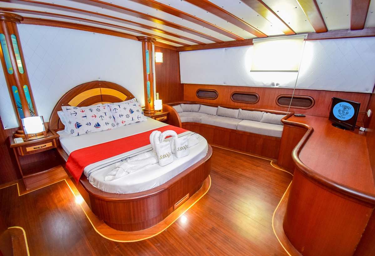 Yacht Photo