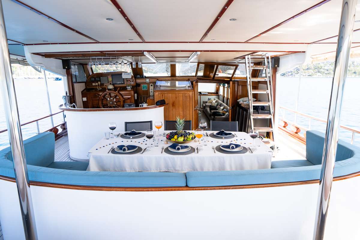 Yacht Photo