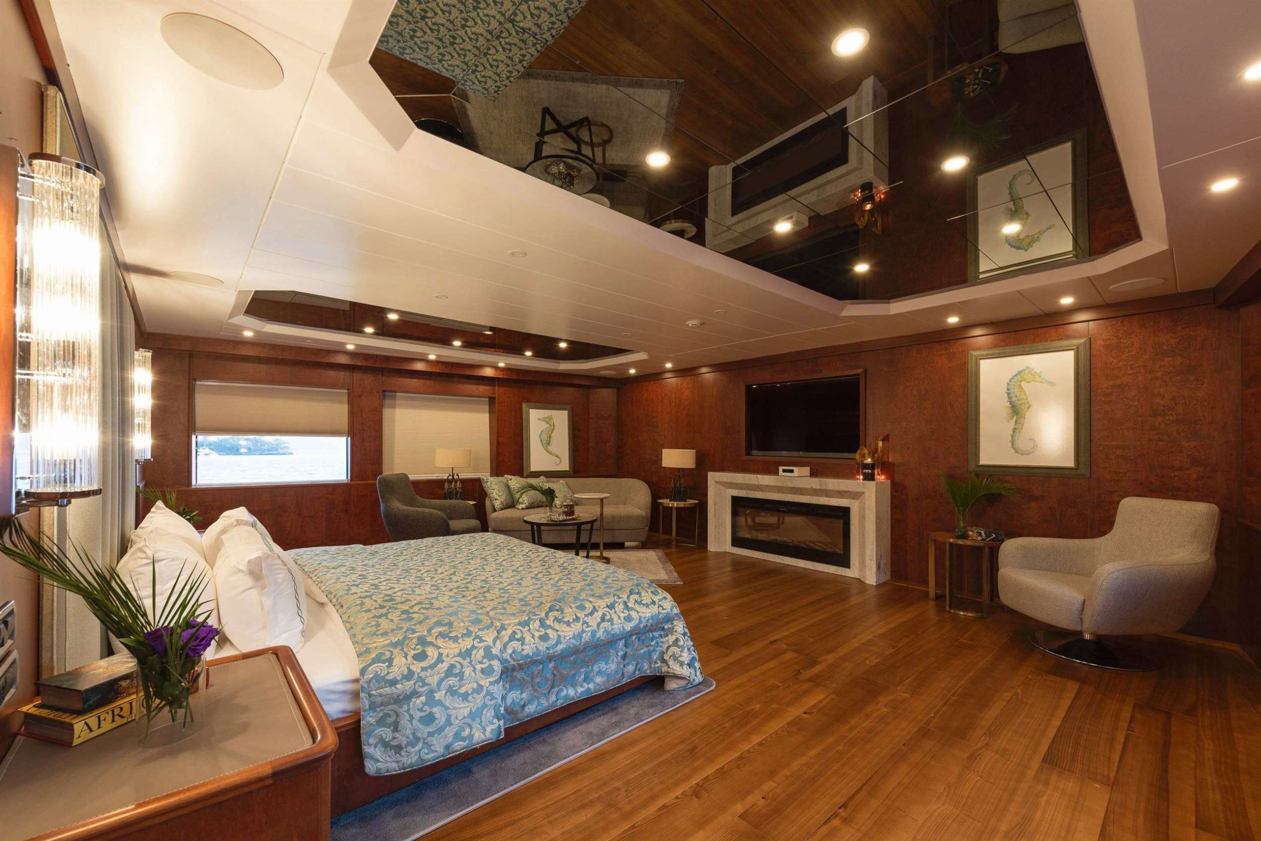 Yacht Photo