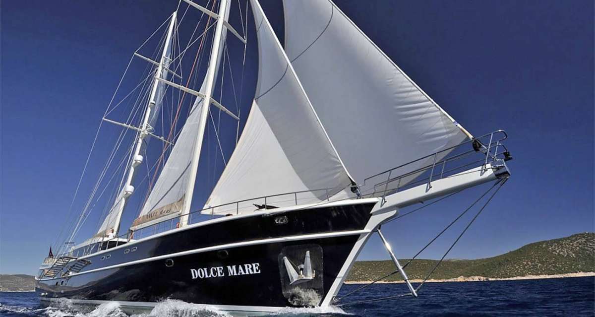 Yacht Photo