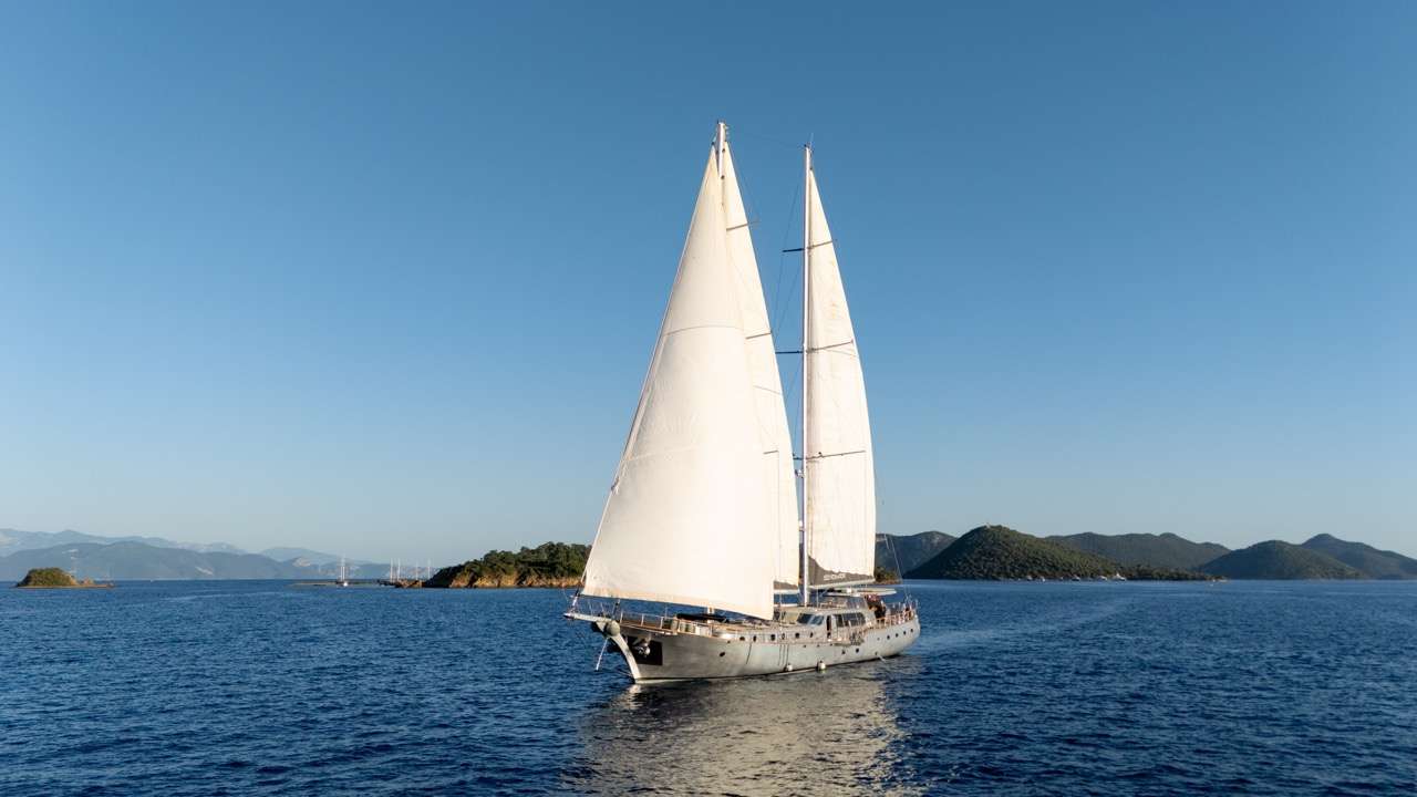 Yacht Photo