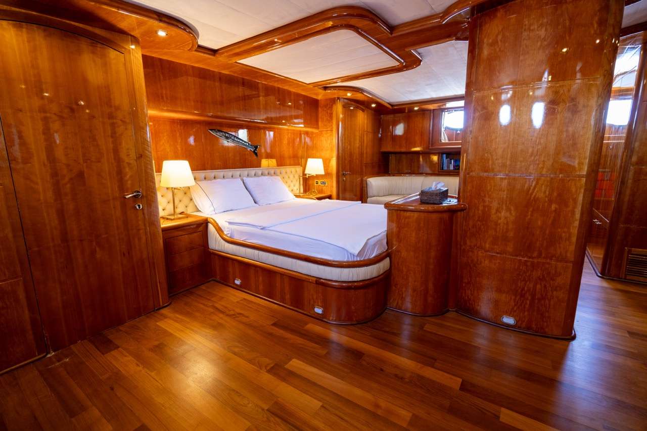 Yacht Photo
