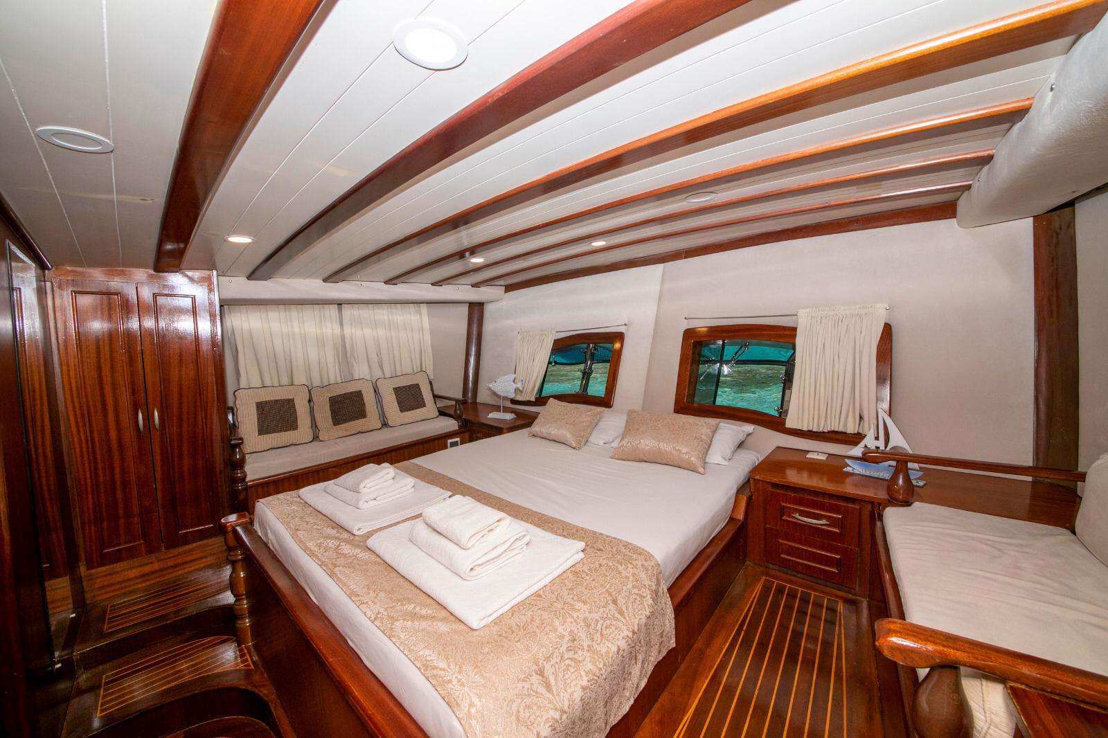 Yacht Photo