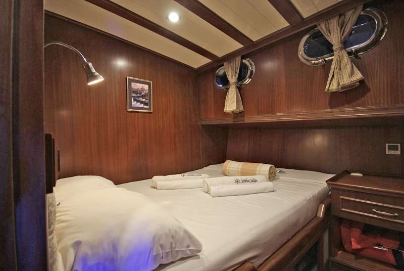 Yacht Photo