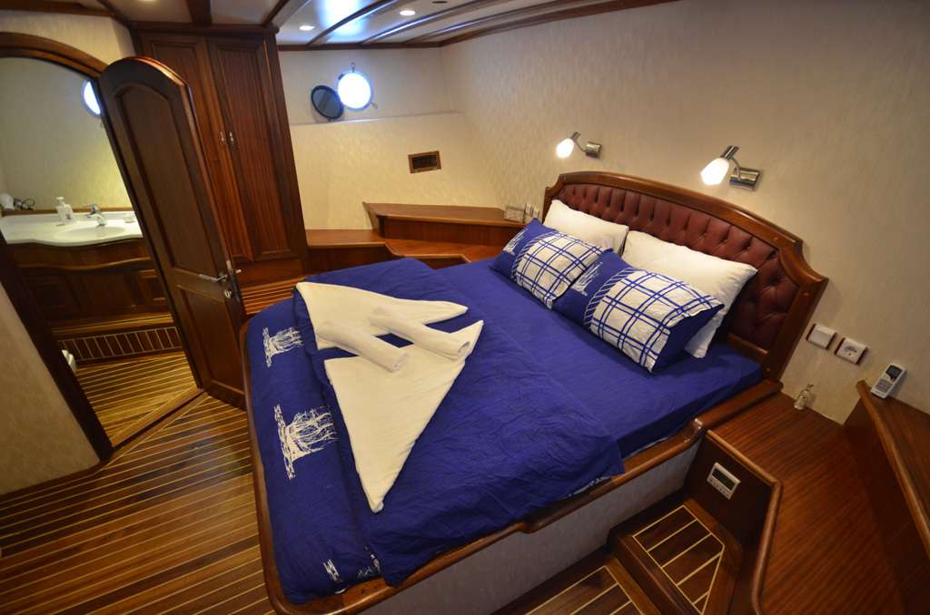 Yacht Photo