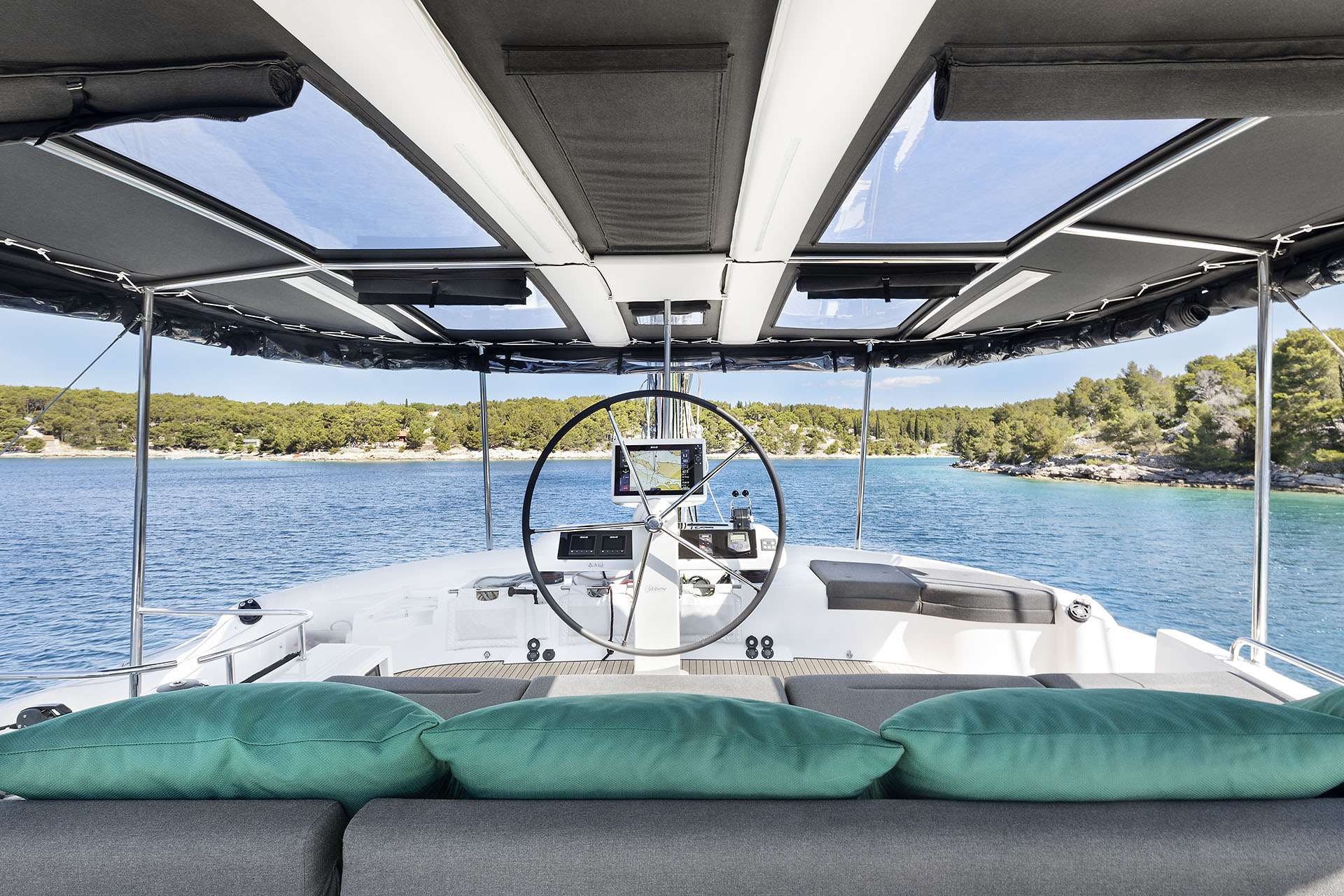EMERALD GEMINI (Lagoon 52 -OV) photo 13