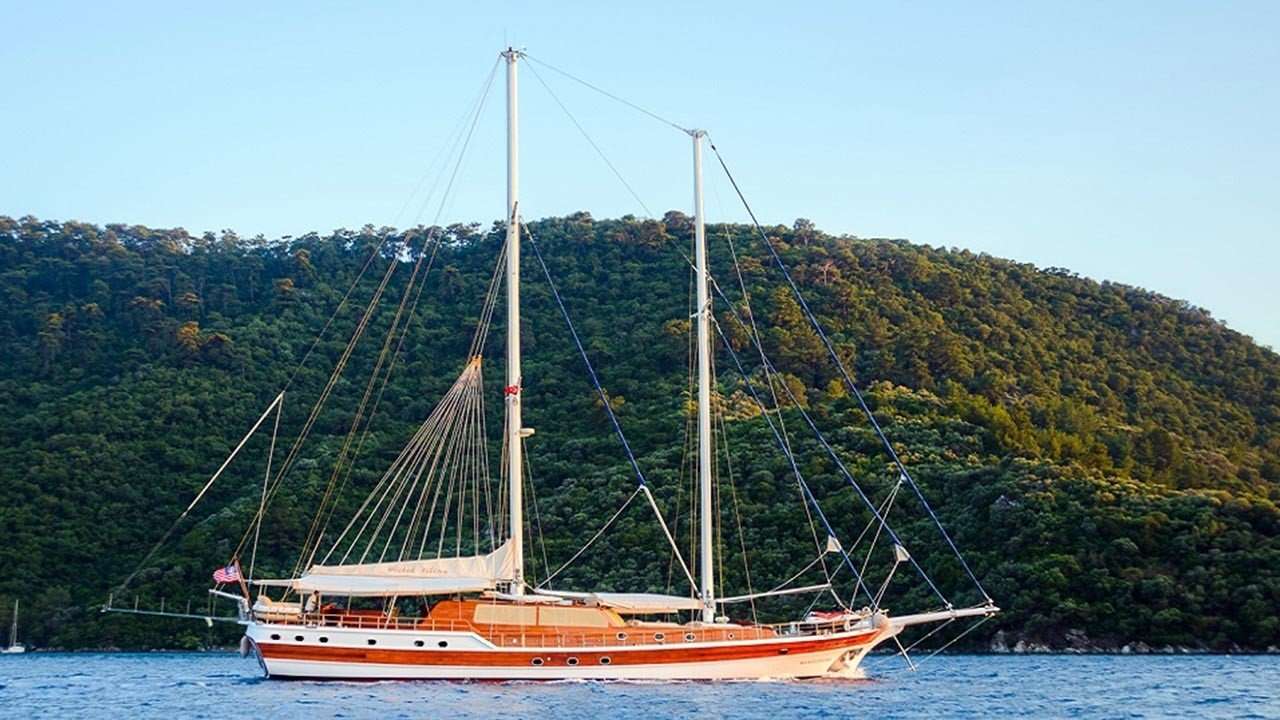 Yacht Photo