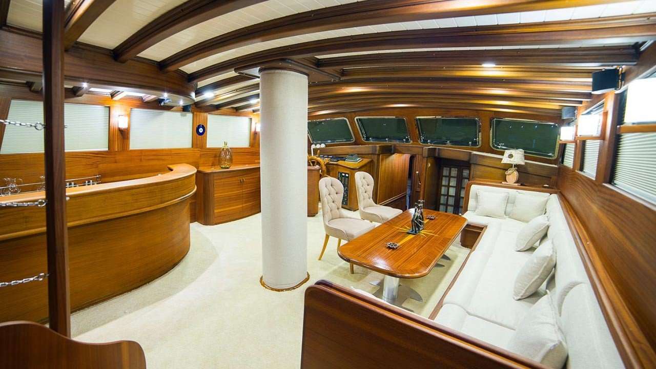 Yacht Photo