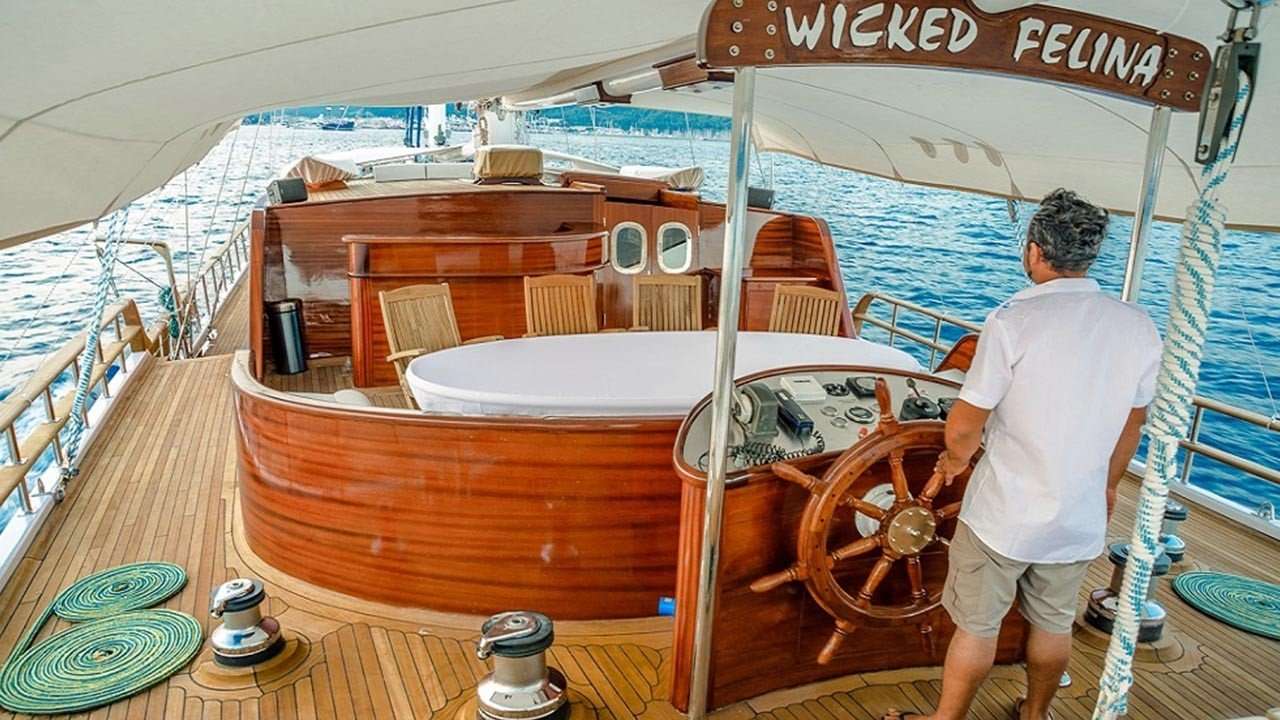 Yacht Photo