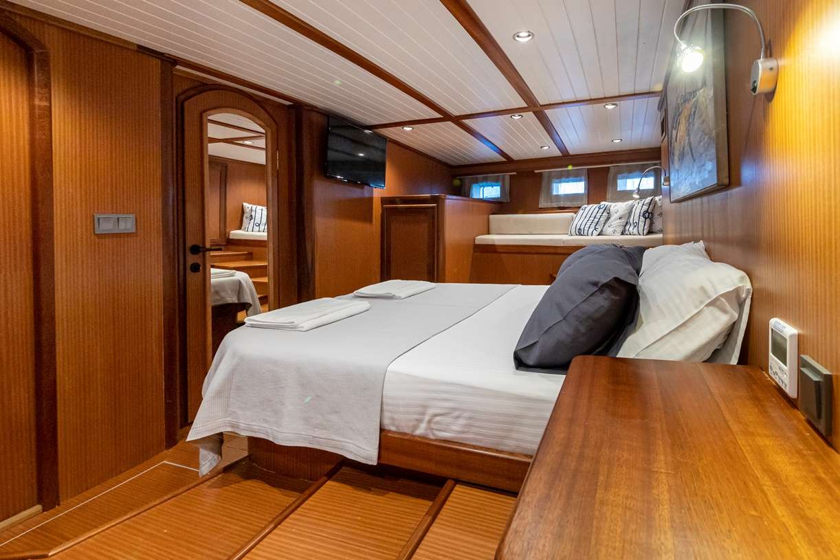 Yacht Photo