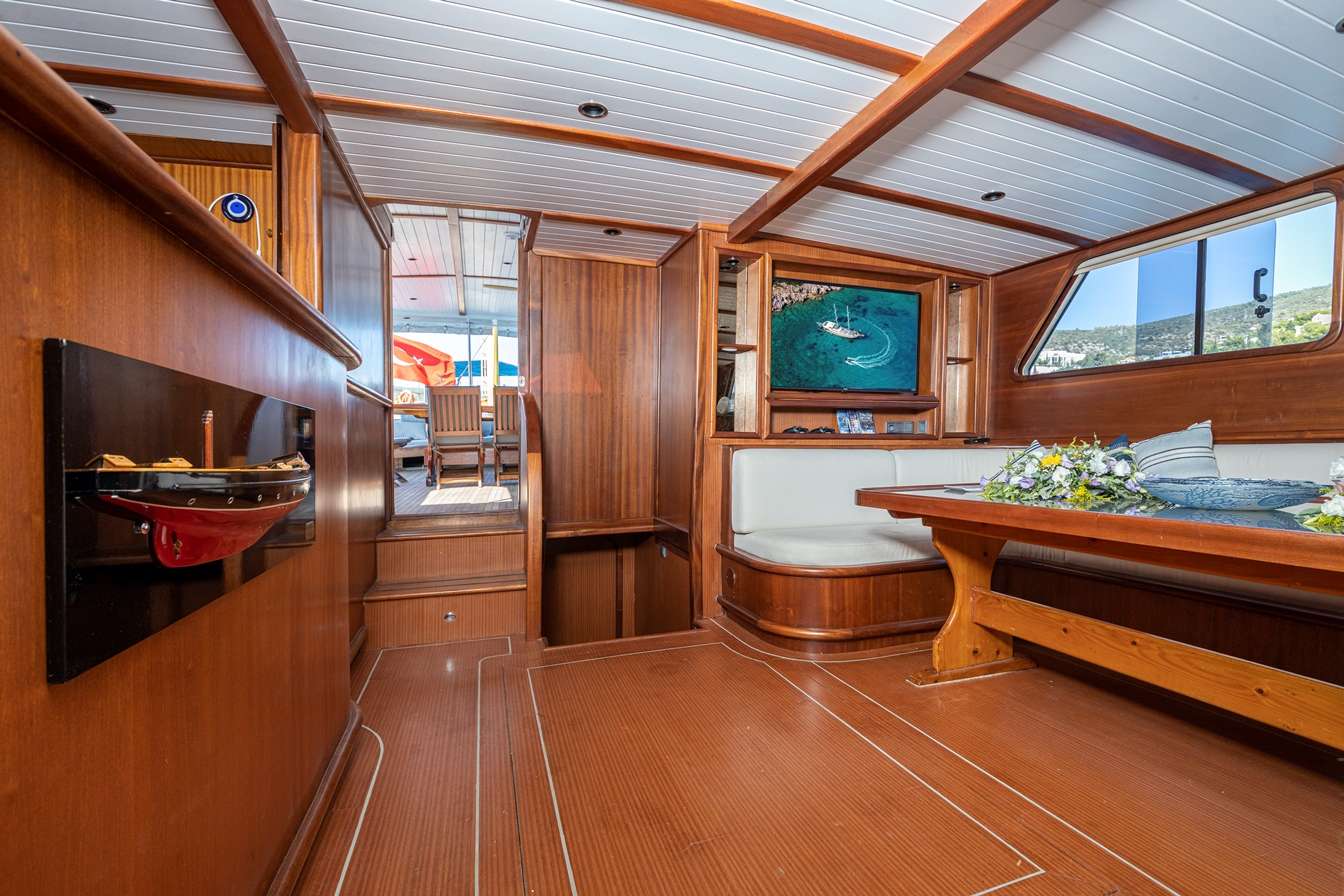Yacht Photo