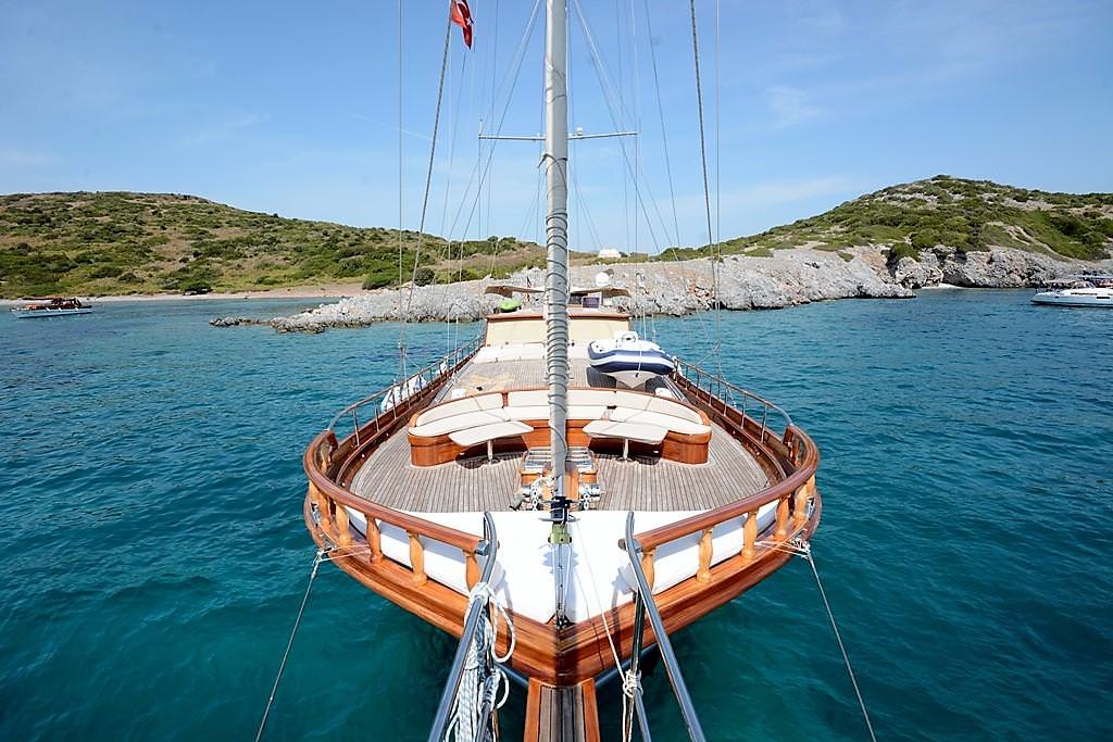 Yacht Photo