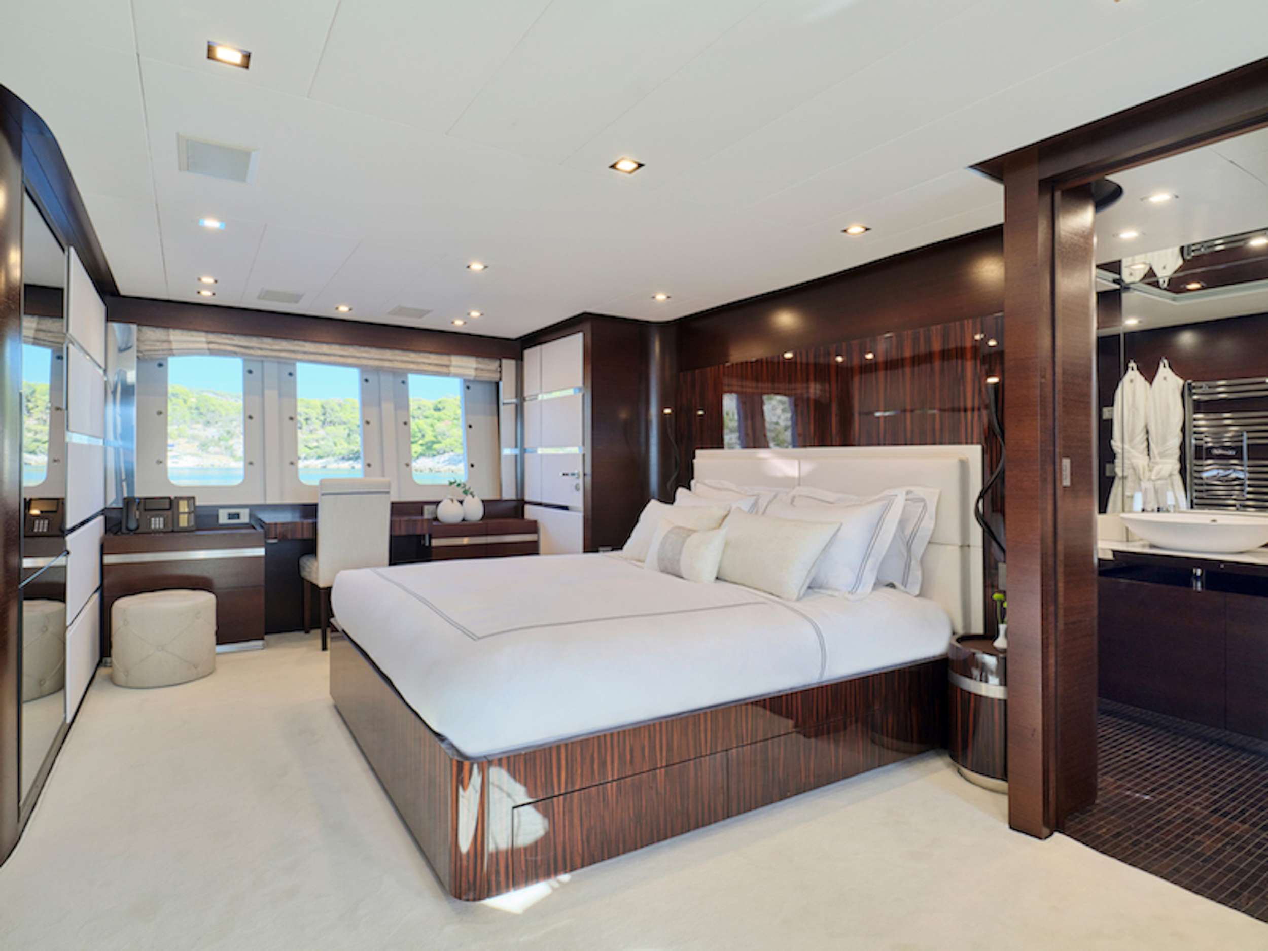 Yacht Photo